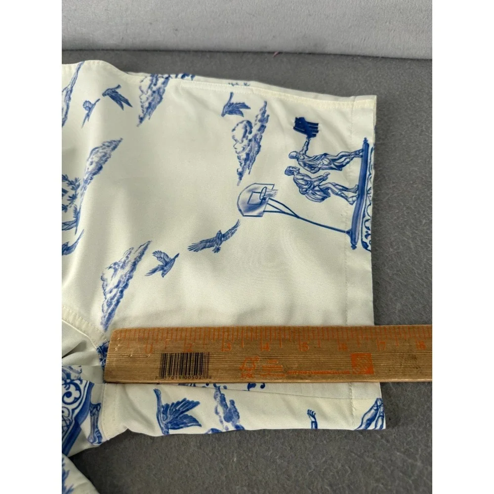 Undefeated UNDFTD Shorts Mens M Blue Toile Lined Streetwear‎ Hybrid Swim Trunks